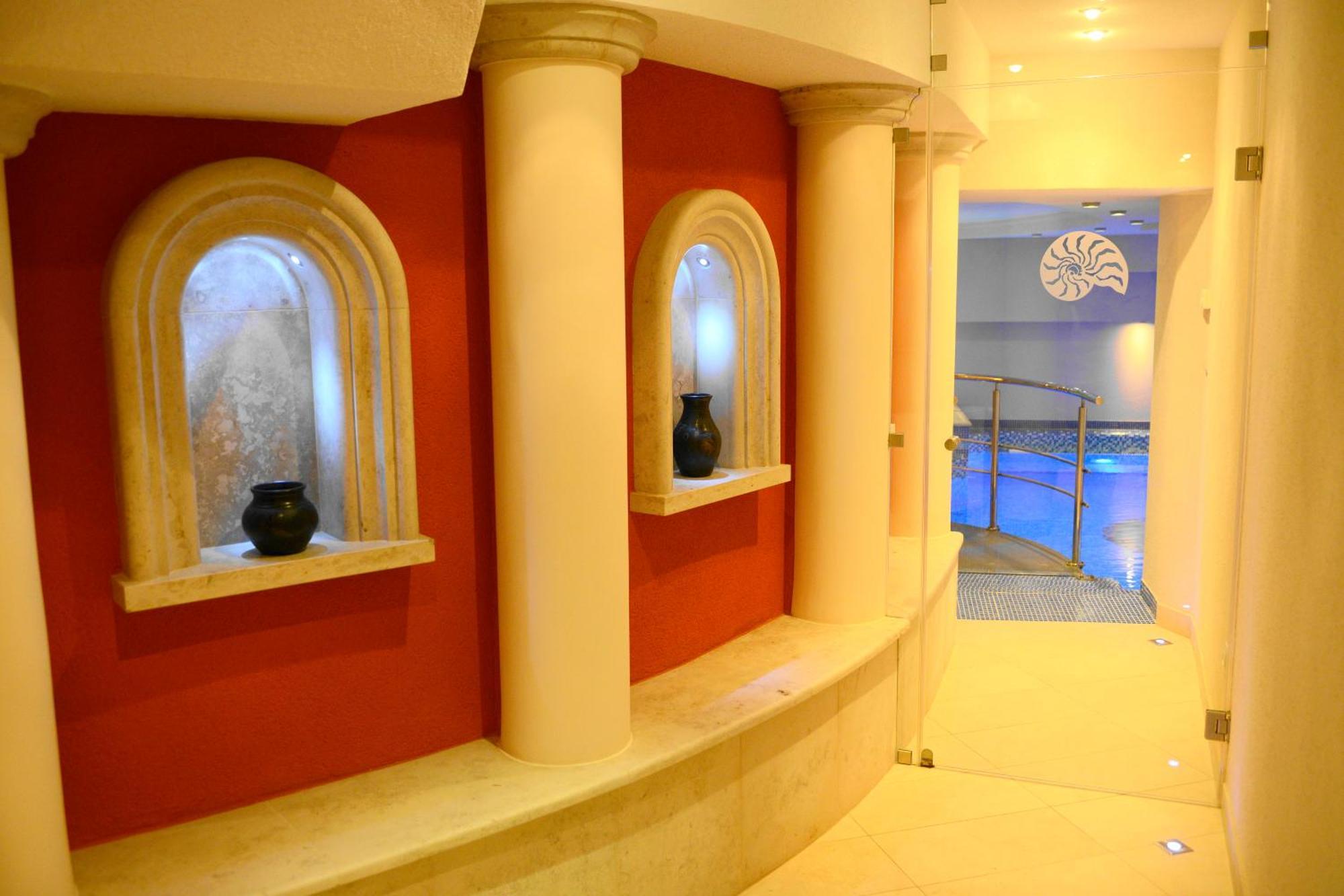 Balaton Hotel