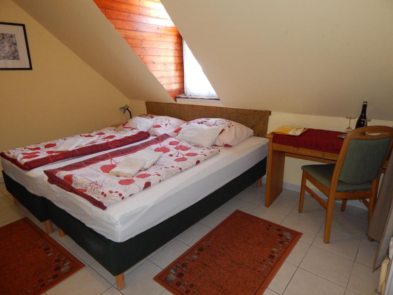 Balaton Hotel 3*