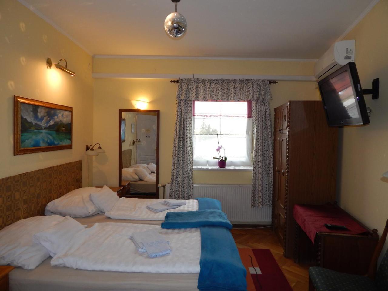 Balaton Hotel 3*